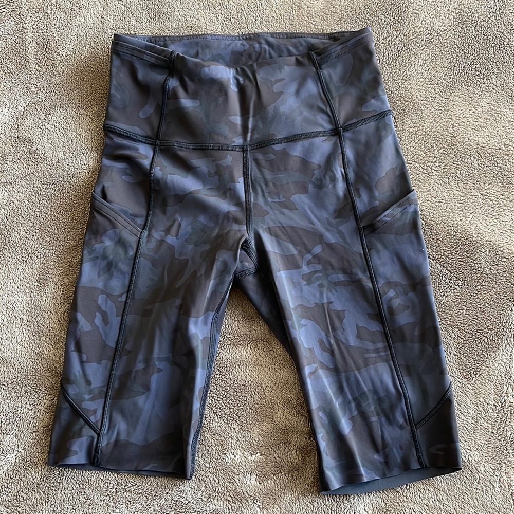 Lululemon 10” Wunder Under Biker Shorts Size 4